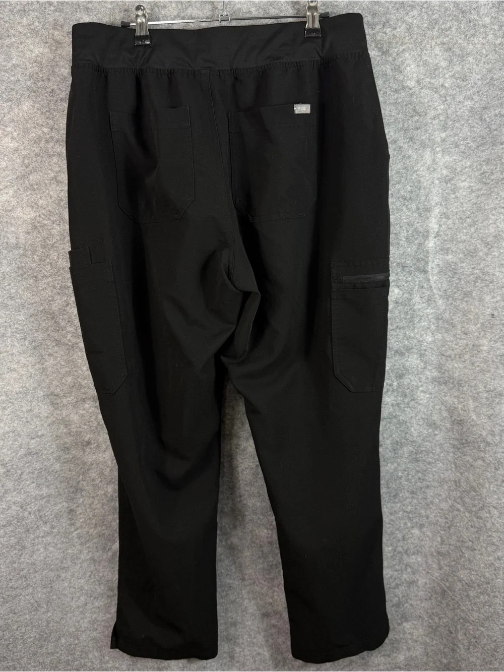 FIGS Technical Collection Women’s XL Black Solid Medical Scrub Set Top & Pants